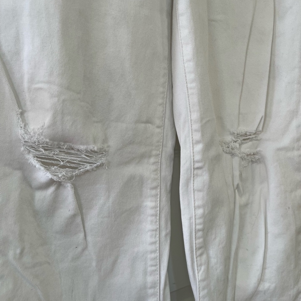 Pilcro Off-White high rise, wide leg jeans, distressed knees, size 27 - Picture 3 of 10